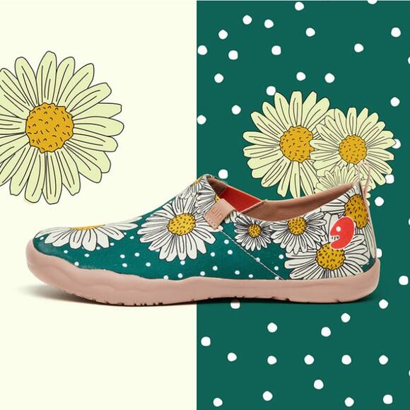 UIN Shoes - UIN Starlight Daisy Toledo Slip-Ons – Size 8.5, Floral & Fun Casual Shoes